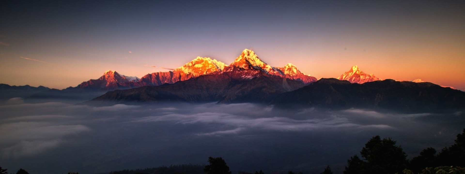 Sunrise view over the Annapurna range from Poon Hill.